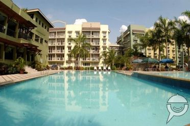 2 Bedroom Furnished Condominium02
