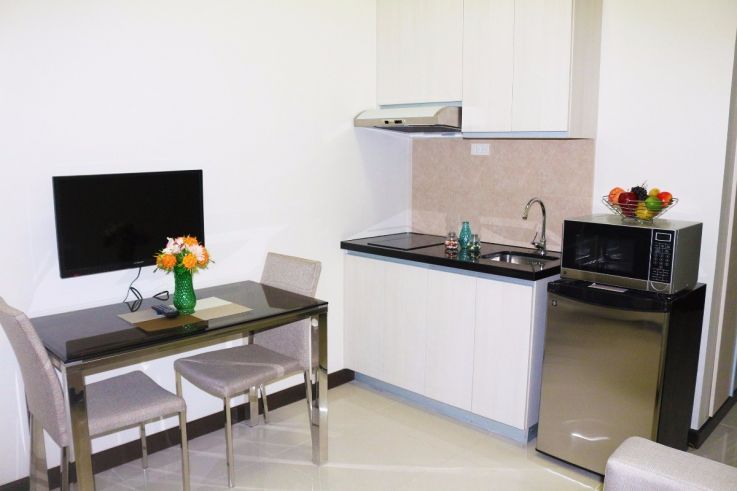 Fabulous apartment with a Picturesque Balcony in Admiral Baysuites03
