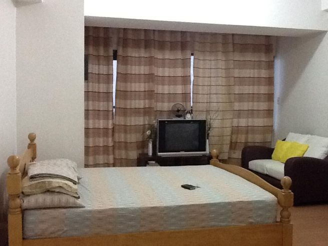 Unit At 8th Floor 40sqm Studio Furnish at Malayan Plaza03