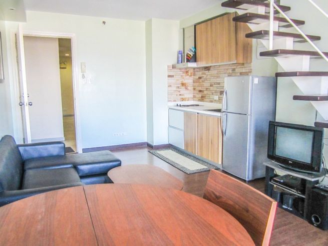 Furnished 1BR Loft Condo for Rent in Salcedo Village Makati 36th Flr03