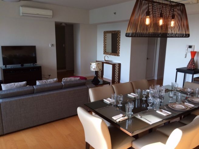 3 Bedroom Nicely Furnished unit facing Manila Golf Course in Beaufort03