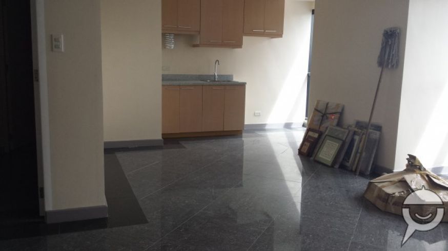 Semi Furnished 3 Bedroom in BSA Twin Towers near ADB Megamall03