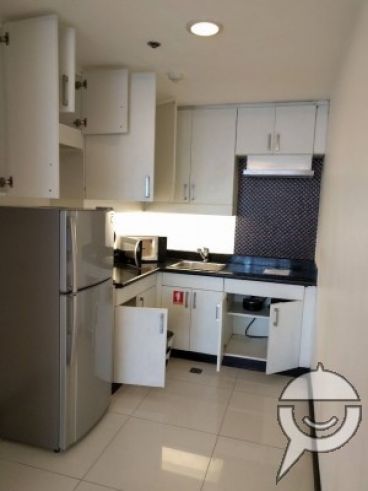 2BR Unit in Y2 Residence Hotel04