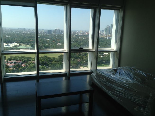 "2 Bedroom Penthouse Loft, 144 sqm in 5th Ave Fort Bonifacio Fairways T"03