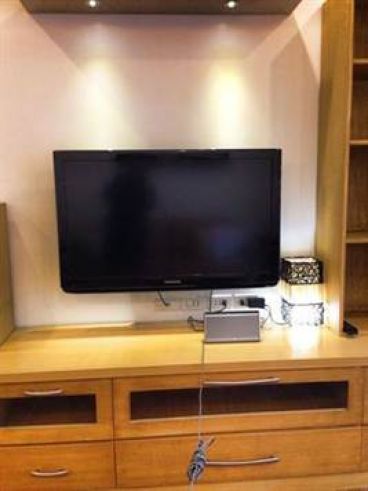 Fully Furnished 2-Bedroom Condo Unit with Balconies for Rent in Makati03