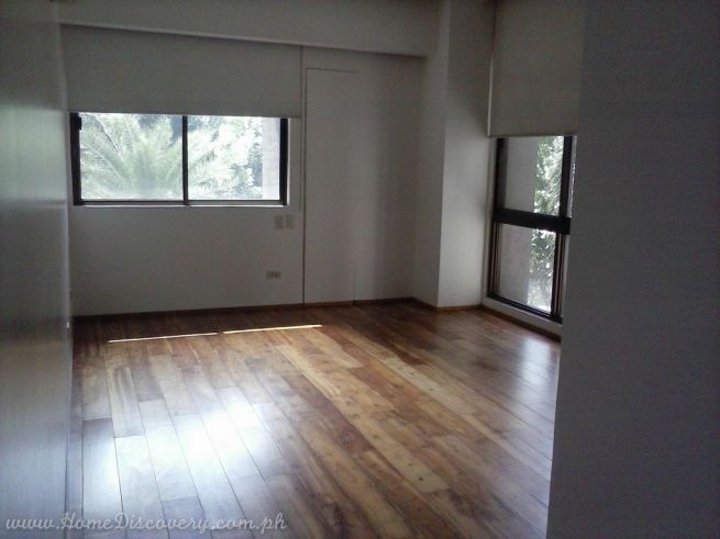 3Br Condo (Alexandra Condominium)03