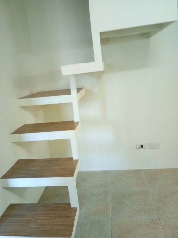 "For Rent: Studio Loft, 300 meters away from Rockwell Center Ps 17,800/"03