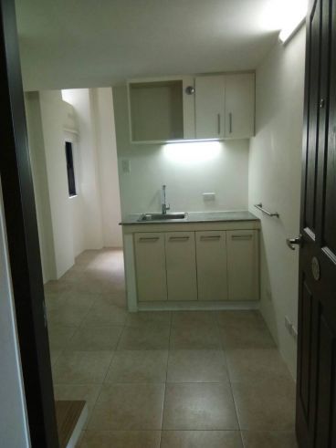 "For Rent: Studio Loft, 300 meters away from Rockwell Center Ps 17,800/"04