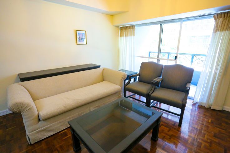 Two bedroom unit in Grand Tower Makati04