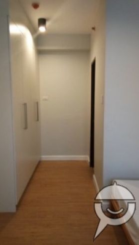 Fully Furnished 1 Bedroom For Rent03
