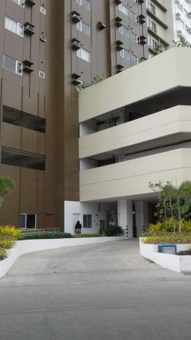 For Rent Studio Unit with Balcony 28 sqm03