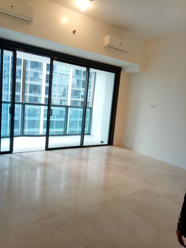 Grand Hyatt Residences 2 Bedroom for lease in BGC01