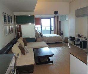 "Spacious Studio Unit in The Malayan Plaza, Ortigas Center for Rent"02