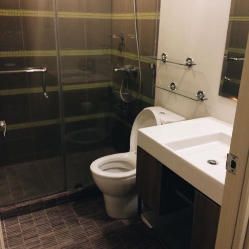 "For Rent Lease: Edades Tower, Studio, Furnished w parking, 33sqm, Rock"03