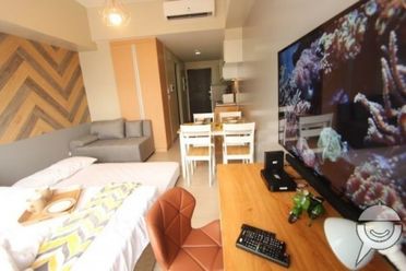 One Eastwood Ave. Deluxe Unit for rent 2700/night02