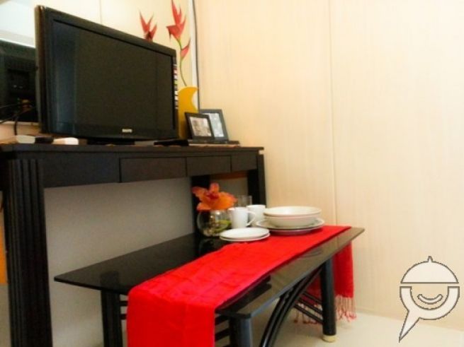 22sqm Fully furnished 1BR beside SM North edsa03