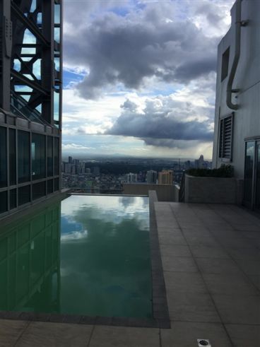 Studio Unit for Rent in The St. Francis Shangri-La Place Mandaluyong03