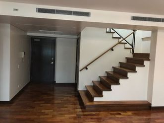 Makati 2 bedroom with maid\'s room and 2 parking slots. Inclusive of m02