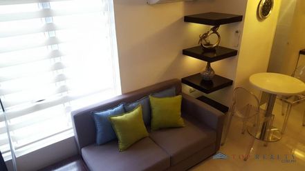 Brand New Two Bedroom 2BR Loft Condo For Rent at Fort Victoria BGC02