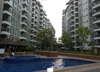 "Fully Furnished 1 Bedroom Unit in Parkside Villas, Pasay City"02