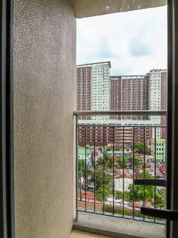 FOR RENT: Fully Furnished 1BR Unit in Park West03