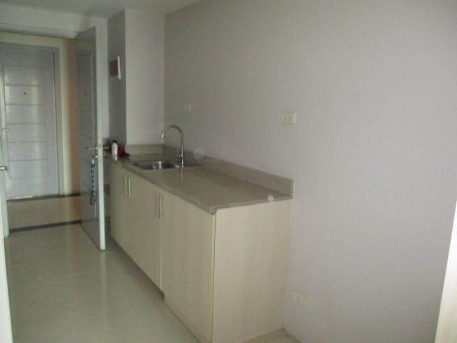 "Condo for Rent in Quezon City, Grass Residences, SM City North EDSA, E"03