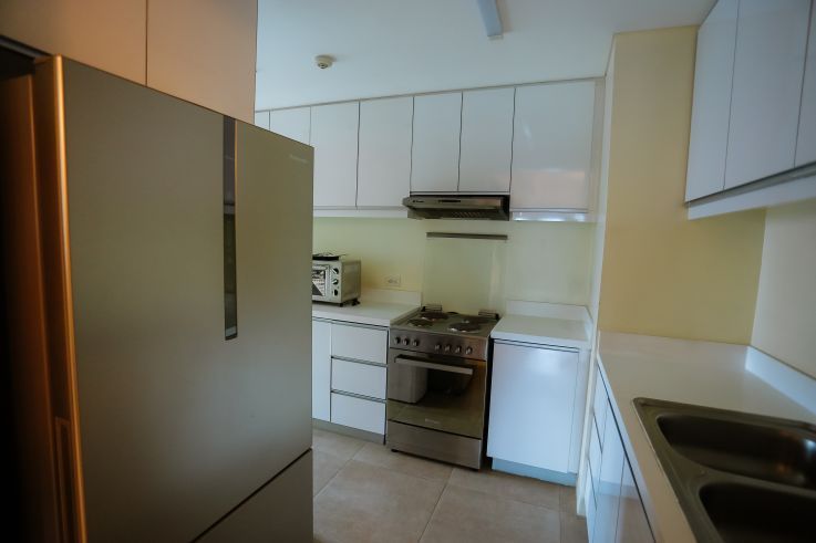 Fully furnished Two bedroom unit for rent in Icon Plaza04