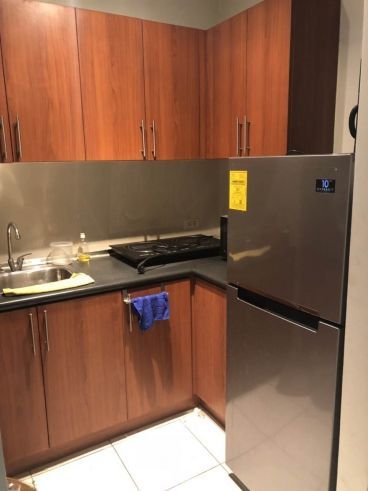 Two Serendra Studio for Rent The Fort03