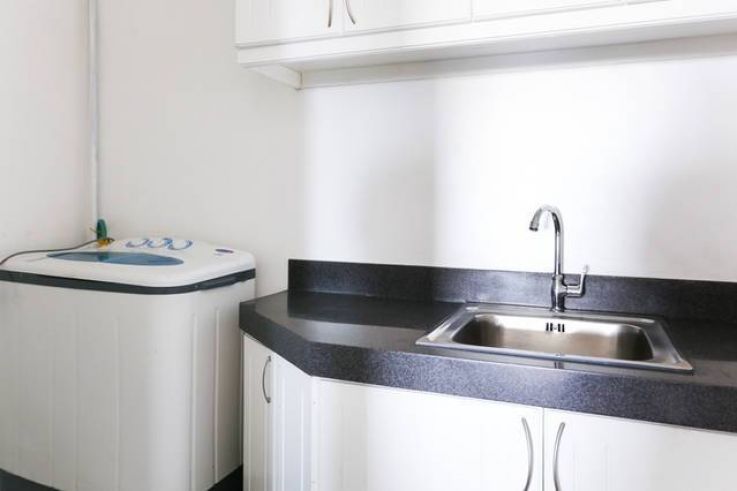 "1 Bedroom Condo for Rent in Mabolo, Cebu City"03