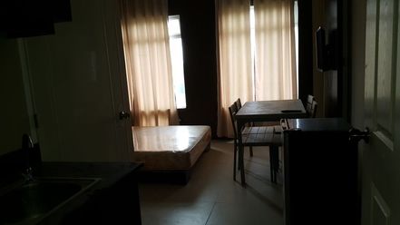 Studio walking distance to it park cebu city 00801502