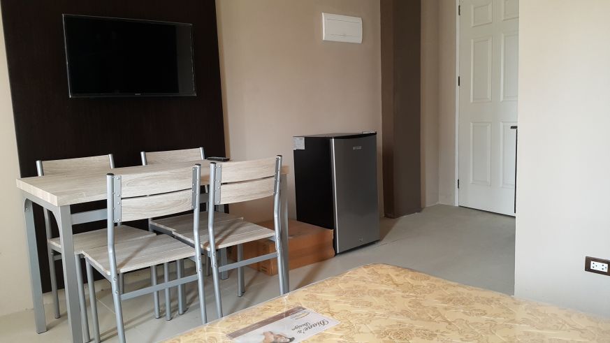 Studio walking distance to it park cebu city 00801503