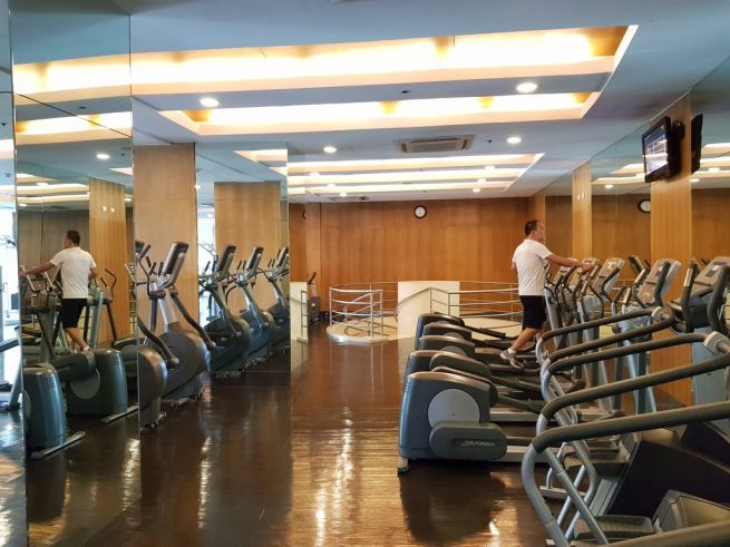 1 bedroom premium loft at St. Francis Shangri-la Place04