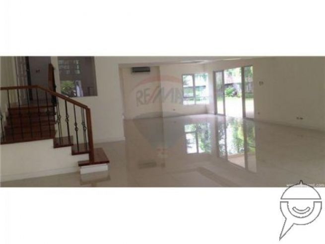 "Detached - For Rent/Lease - Makati City, Metro Manila, NCR"01