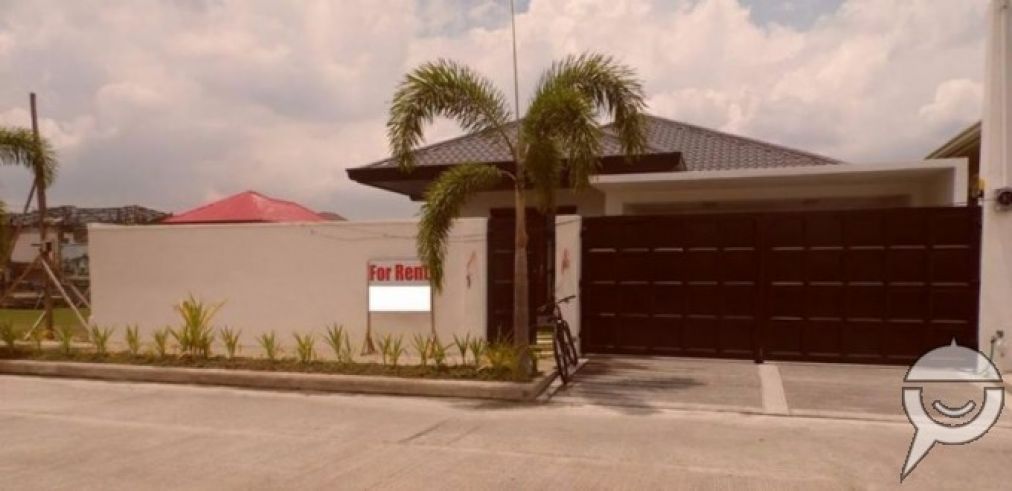 Furnished 3 Bedroom Bungalow House in Hensonville04
