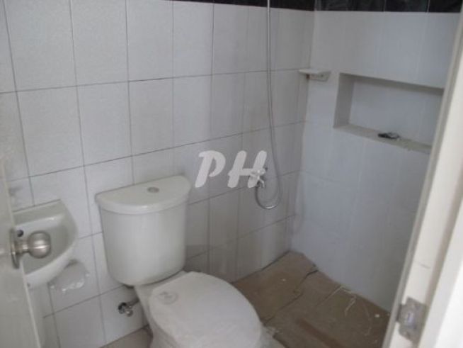 Affordable House and Lot in Fairview at 4.180M Near Commonwealth Ave P04