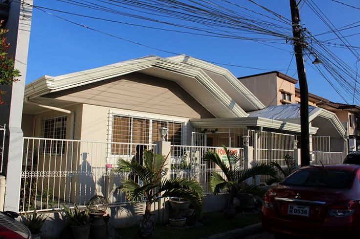 Bungalow house for rent with 3 bedrooms in Anunas01