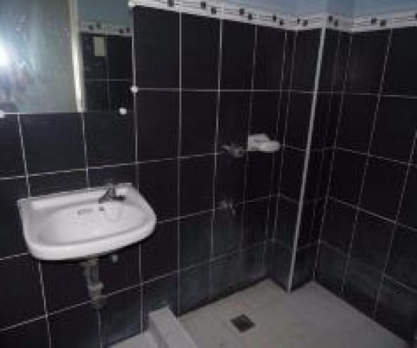 3 Bedroom House and lot near Clark for rent - 45K04