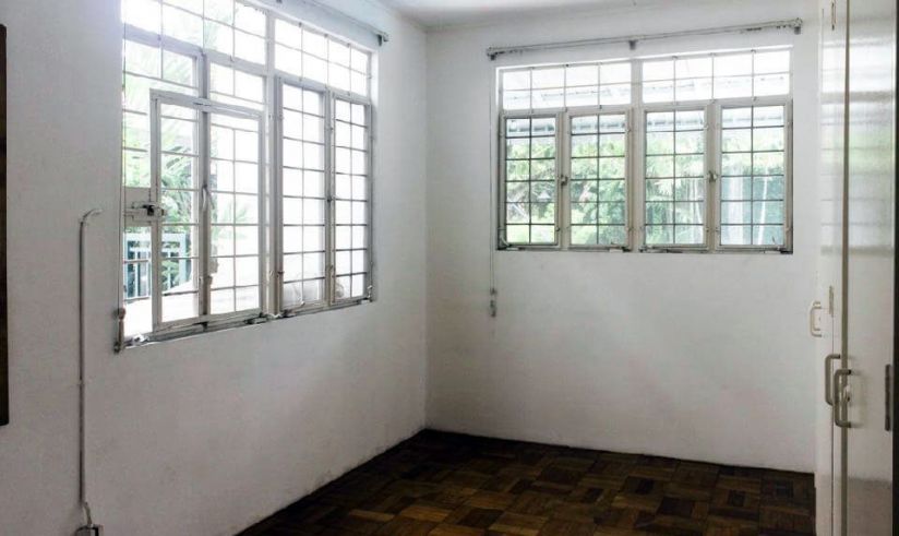 5 Bedroom Well-Maintained House and Lot for Rent in Dasmarinas Village04