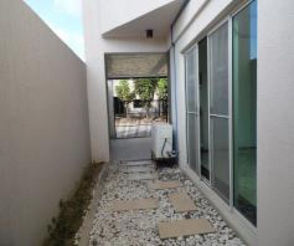Modern 3 Bedroom House for rent in Friendship - 60K03