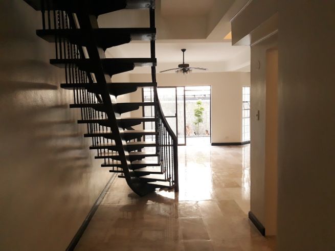3br