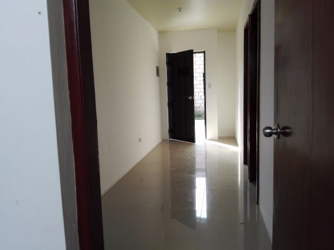Affordable Rowhouse Complete Finish at Amaya Breeze03