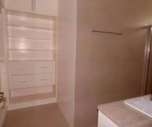 3 bedroom Semi- furnished House in High End Subdivision03