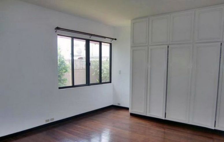 4 Bedroom Stylish House for Rent/Lease in San Lorenzo Village(All Dire04