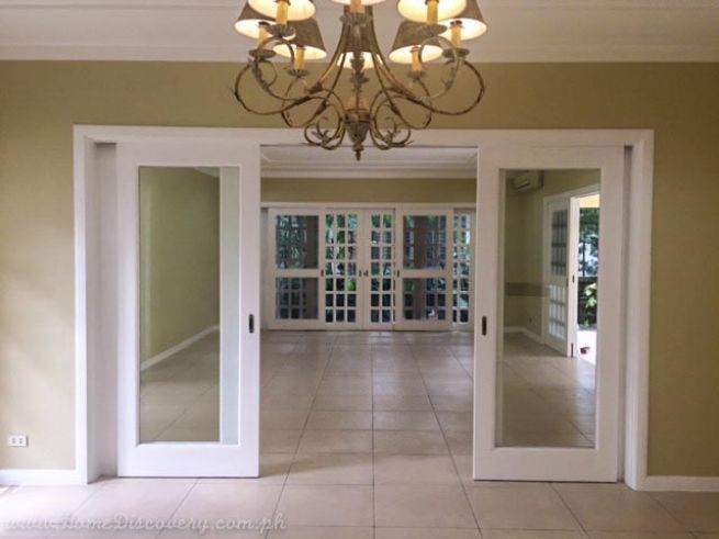 4Br House (Urdaneta Village)03