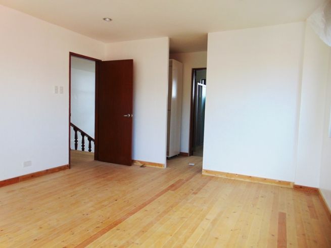 Banilad House for Rent 4 Bedrooms in Cebu City04