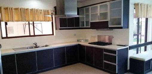 "Luxurious 4 Bedroom House for Rent in San Lorenzo Village, Makati City"02
