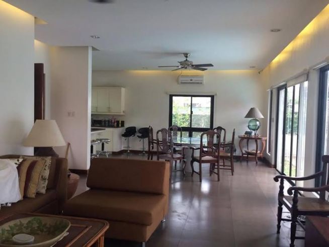 "Located in A Secured and Exclusive Subdivision Monthly Rent: Php.90,00"03
