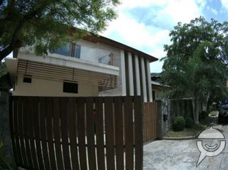 Modern 2 storey house with pool for rent in Ayala Alabang Village02