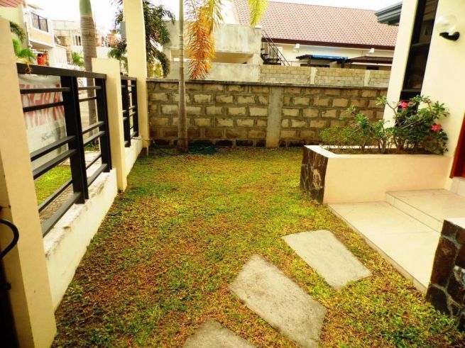 3 Bedroom Furnished House and Lot for Rent in Amsic04