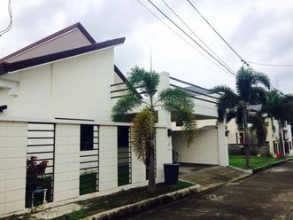 3 Bedroom Modern Bungalow House for Rent in Amsic02